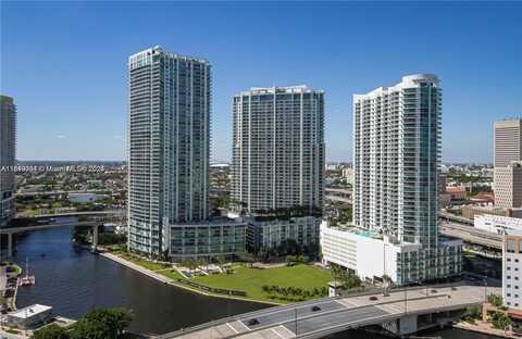 92 SW 3rd St, Miami, FL 33130