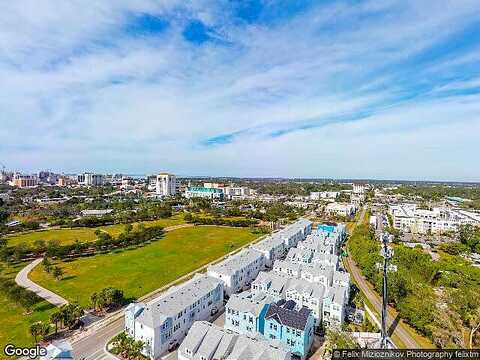 Ezzell, SARASOTA, FL 34237