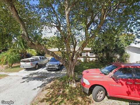 12Th, LAUDERHILL, FL 33313