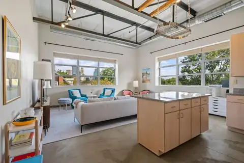 Franklin, MINNEAPOLIS, MN 55404