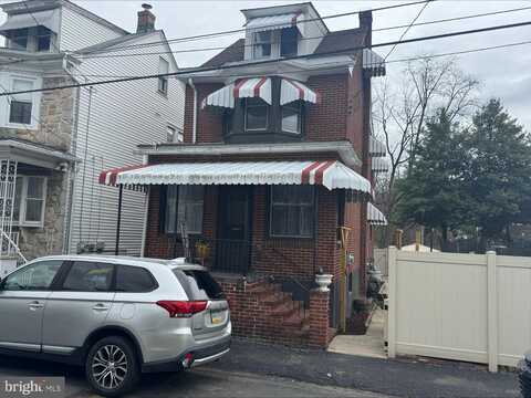 Delaware Ave N, Minersville, PA 17954