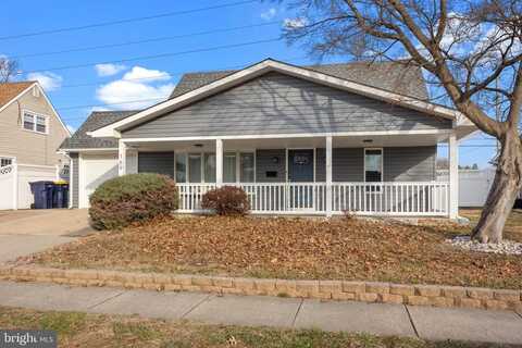 Kenwood Dr #N, Levittown, PA 19055