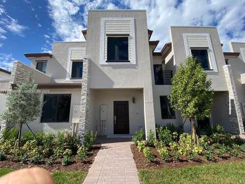 21071 NE 8th Ave, Miami, FL 33179