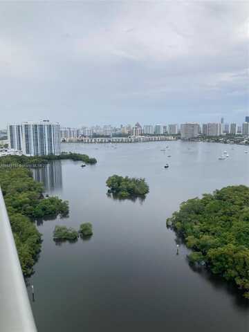 16385 Biscayne Blvd, North Miami Beach, FL 33160