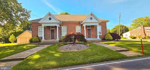 East, GREENCASTLE, PA 17225