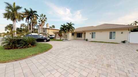 1532 SE 9th St, Deerfield Beach, FL 33441