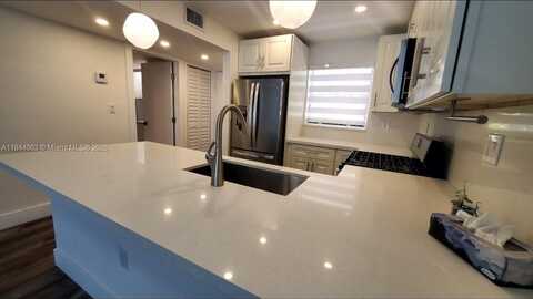 13000 SW 92nd Ave, Miami, FL 33176