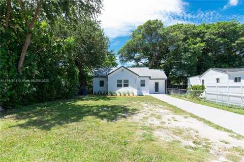 1955 NW 53rd St, Miami, FL 33142