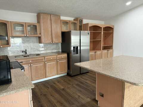 East, PANAMA CITY, FL 32401