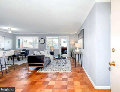 Columbia, ARLINGTON, VA 22204