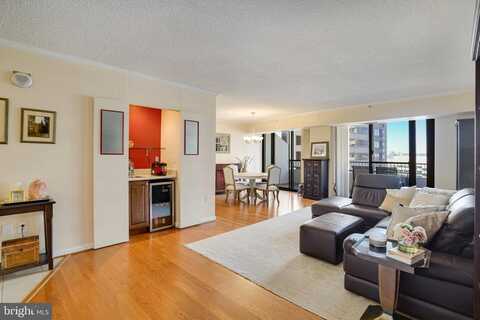 Crystal, ARLINGTON, VA 22202
