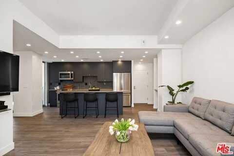 Franklin, LOS ANGELES, CA 90046