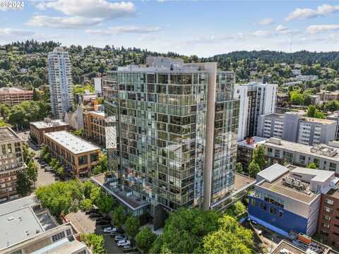 10Th, PORTLAND, OR 97205