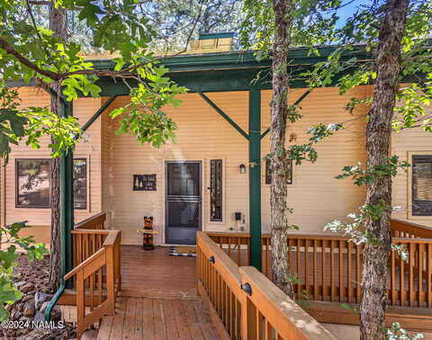 Sandia Cir, Munds Park, AZ 86017
