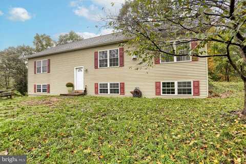 Erly Rd, Elliottsburg, PA 17024