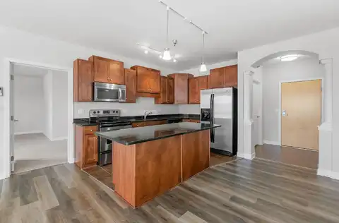 Ford, MINNEAPOLIS, MN 55426