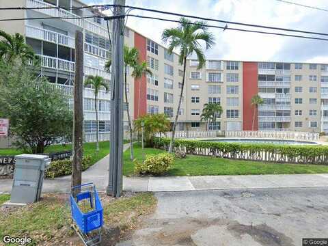 125Th, NORTH MIAMI, FL 33161