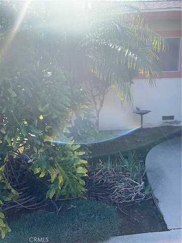 Gretta, WEST COVINA, CA 91790