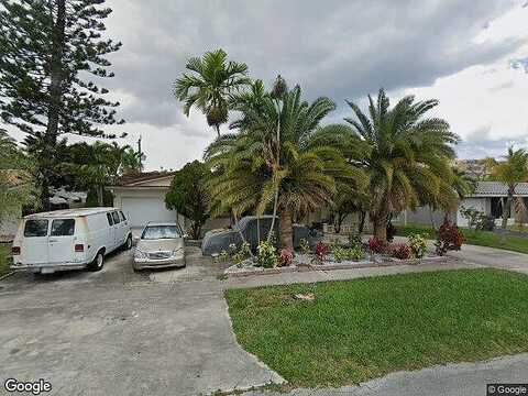 4Th, HALLANDALE BEACH, FL 33009