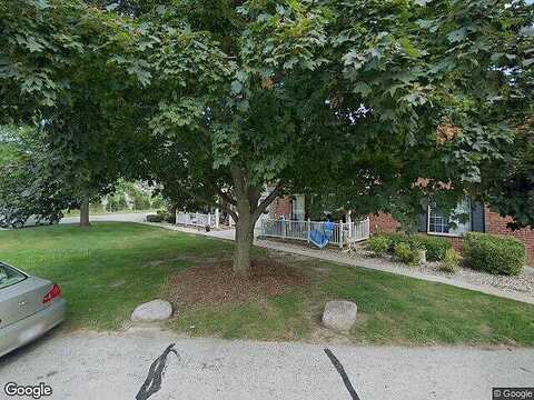 Laurel Lake, THIENSVILLE, WI 53092