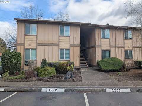 27Th, MCMINNVILLE, OR 97128