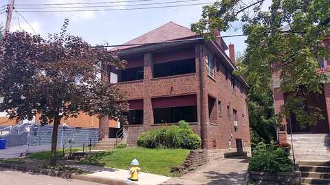 Grizella, PITTSBURGH, PA 15214