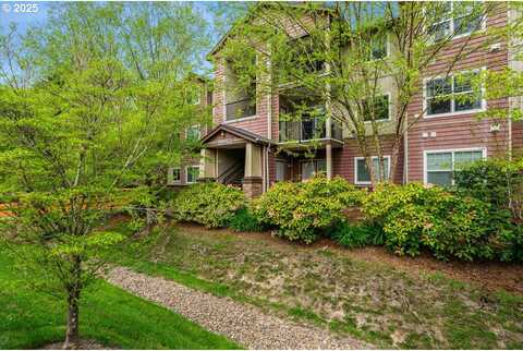 Holly, BEAVERTON, OR 97006