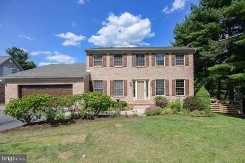 Clark, HERSHEY, PA 17033