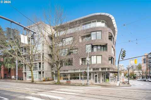 18Th, PORTLAND, OR 97205