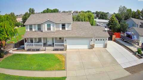 Balflour Dr, Pasco, WA 99301