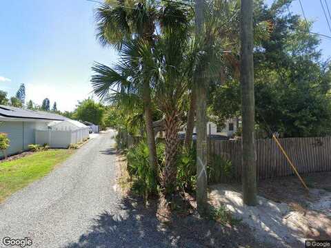 24Th, GULFPORT, FL 33707