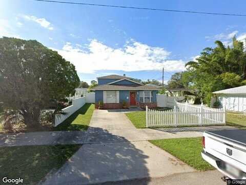 10Th, SAINT PETERSBURG, FL 33704