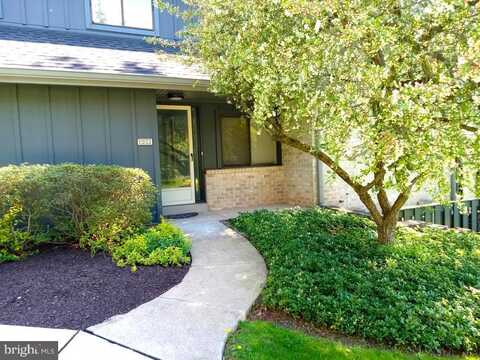 Foxwood Ln #532, PAOLI, PA 19301