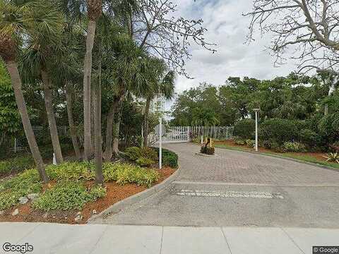 Summerhouse Lane, Sarasota, FL 34242