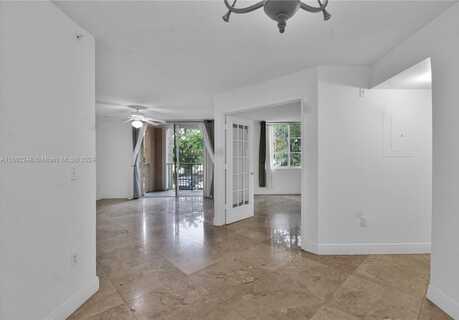 Saint Andrews Pl, Miramar, FL 33025