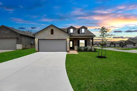 Ondrea, WILLIS, TX 77318