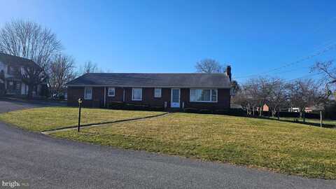 Walnut Street, GREENCASTLE, PA 17225