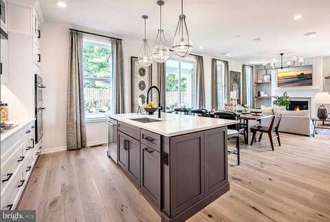 Tiffany Lane, SPRING CITY, PA 19475