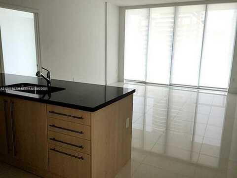 79 SW 12th St, Miami, FL 33130