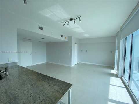 185 SW 7th St, Miami, FL 33130