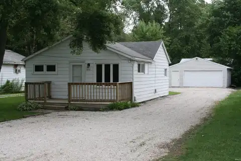 1302 N Country Club Road, Muncie, IN 47303