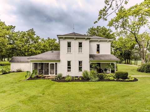 12801 E Edgewater Drive, Albany, IN 47320