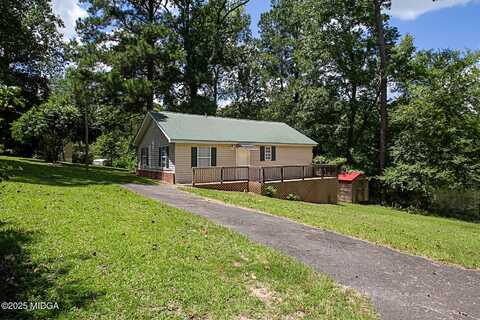 125 Twin Lakes Road SE, Milledgeville, GA 31061