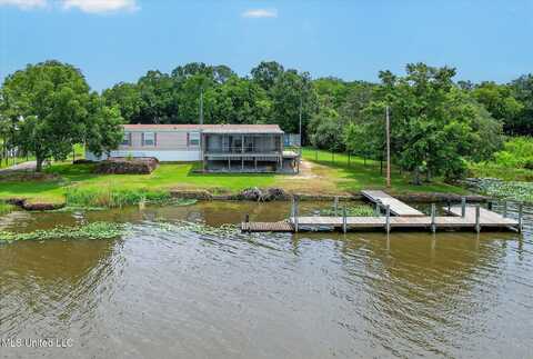 5033 Levee Avenue, Pearlington, MS 39572