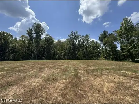 7643 Dean Road, Lake Cormorant, MS 38641