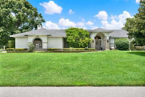 710 HERITAGE DRIVE NE, WINTER HAVEN, FL 33881