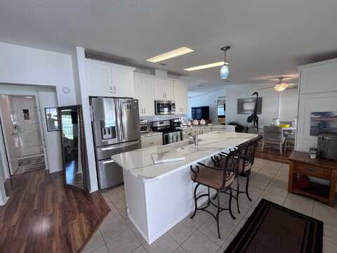 65 TURQUOISE Avenue, Naples, FL 34114