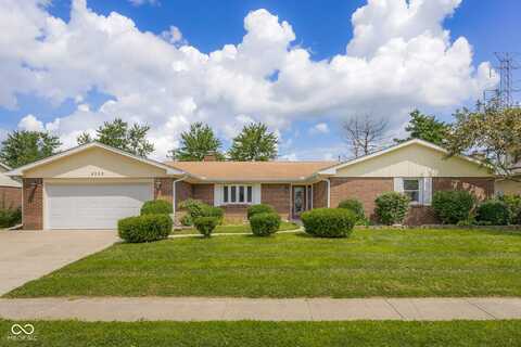 4730 Woodcrest Drive, Columbus, IN 47203