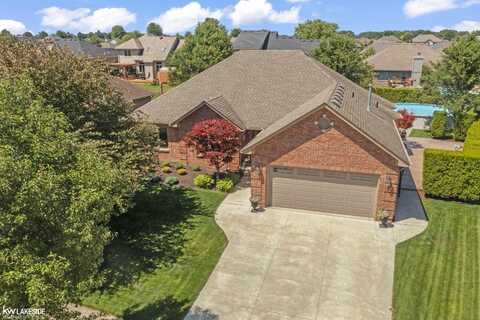 51843 Indian Pointe, Macomb, MI 48042