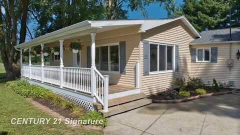 9326 Vienna, Montrose, MI 48457